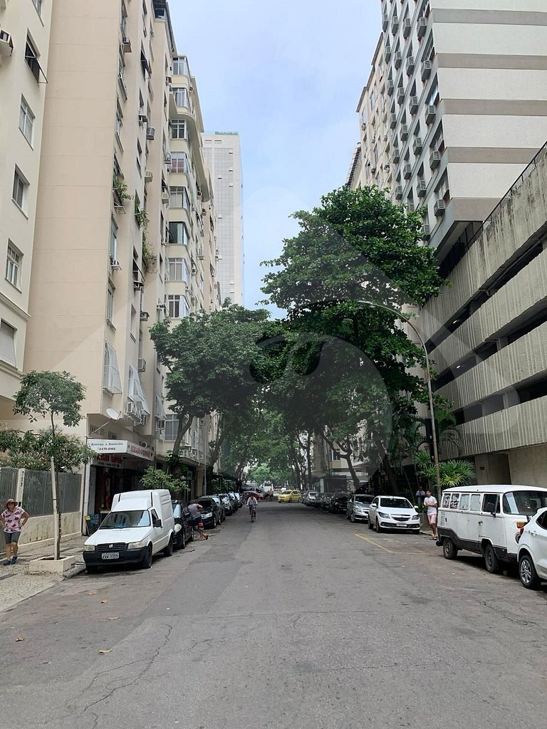 2 minutes from Leme Beach | Do everything on foot