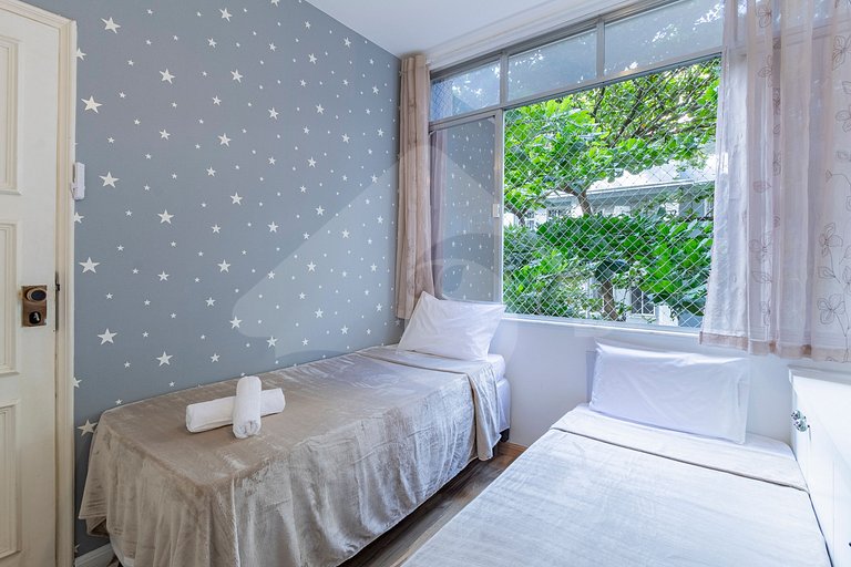 2 min de Playa Copacabana | Amplio y Remodelado