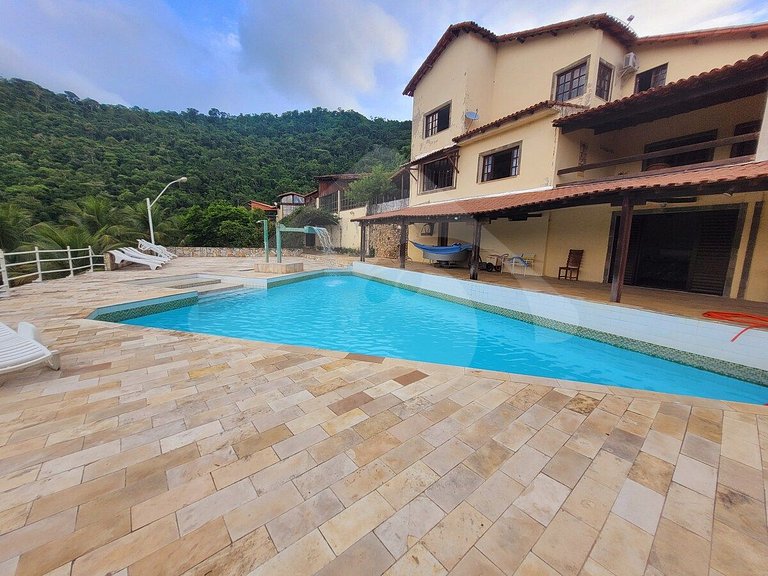 10 Hab. | Piscina con cascada y vista única