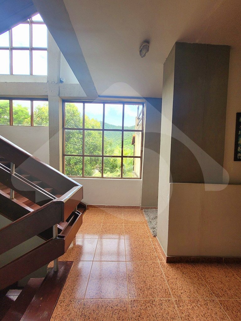 10 Hab. | Piscina con cascada y vista única