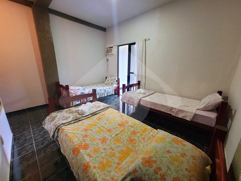 10 Hab. | Piscina con cascada y vista única