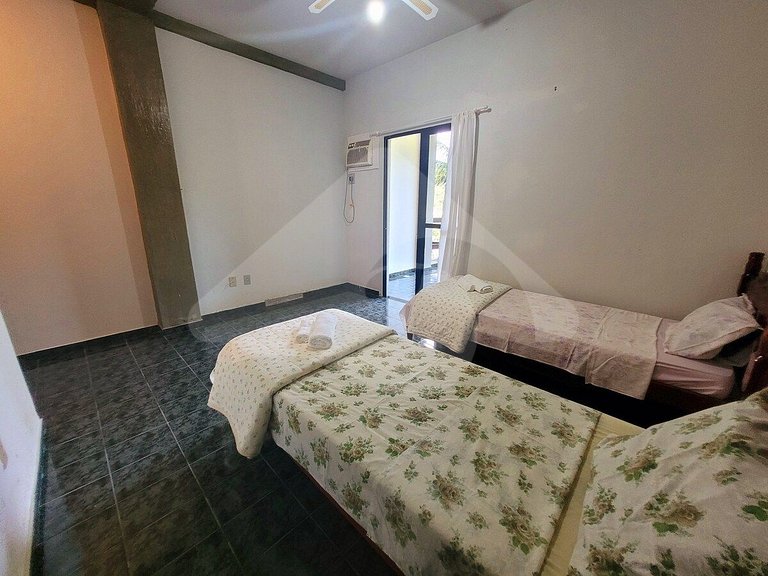 10 Hab. | Piscina con cascada y vista única