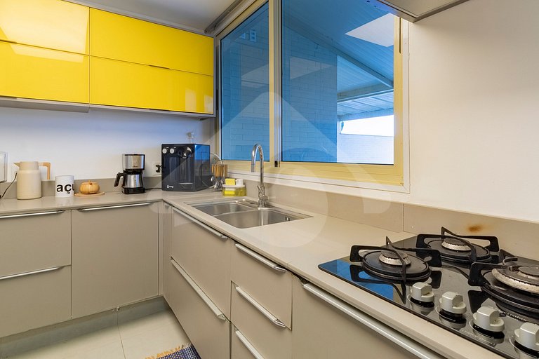 Vista da Praia: Cobertura com Espaço Gourmet