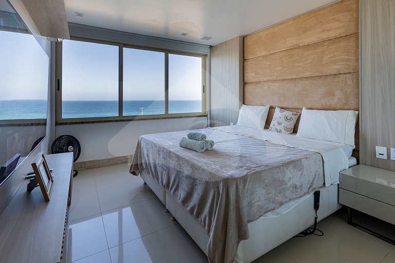 Vista al Mar: Dúplex de Lujo con Área Gourmet