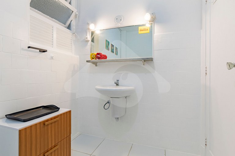 5 min a pé da Praia de Copa | Decorado e Renovado