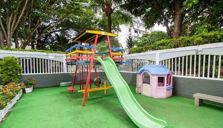 Acogedor y renovado | Piscina y cancha