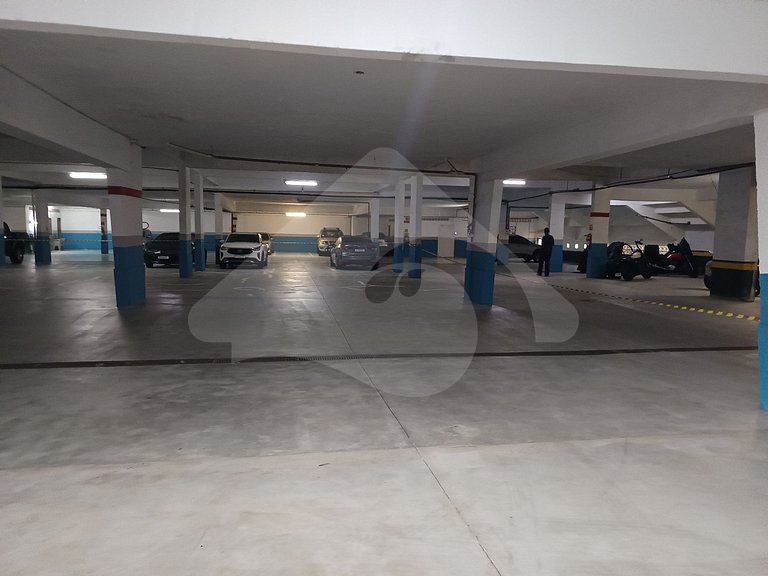 Vista da Praia: Duplex de Luxo com Espaço Gourmet