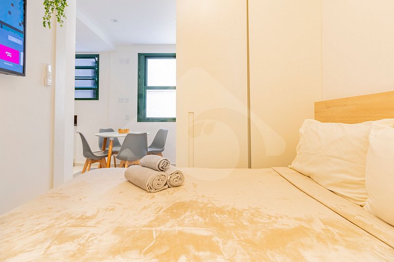 8 minutes walk from the subway | Renovated and Cozy