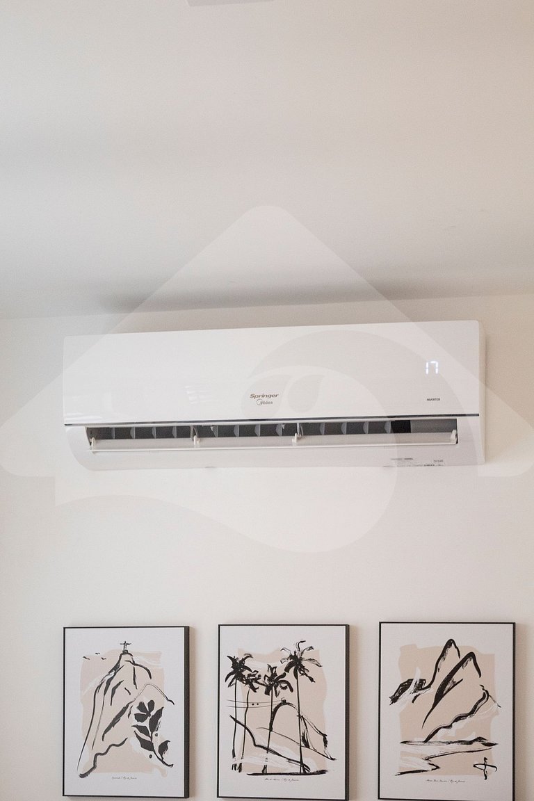 8 minutes walk from the subway | Renovated and Cozy