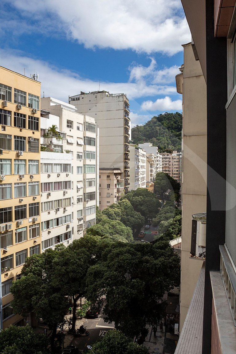 4 min da Praia de Copacabana |Amplo e Aconchegante