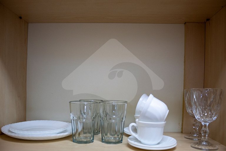 5 min walking to Leblon beach | Quiet and Stylish