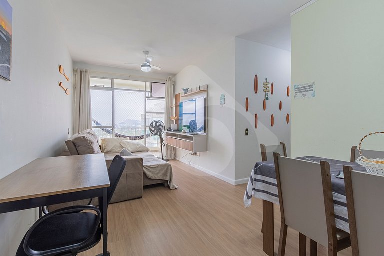 Ocean View w/ Balcony & Tub – 8-min walk to Beach