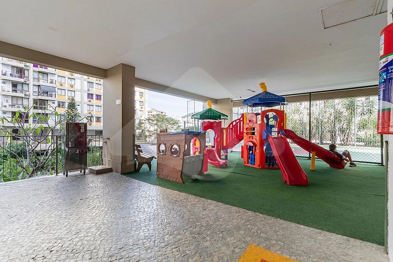 Fully equipped for your baby! Office and Garage