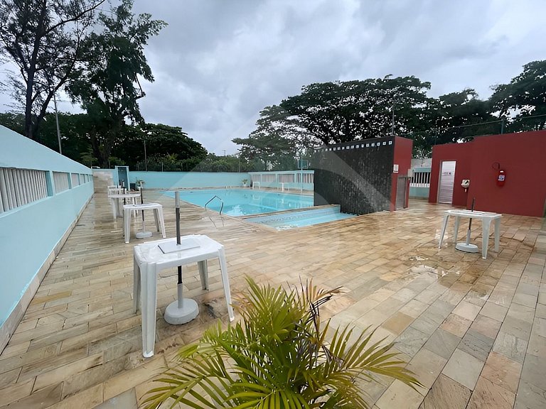 Aconchegante e reformado | Piscina e Quadra
