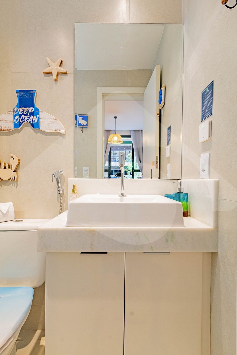 Copacabana near the Beach and Subway | Cozy