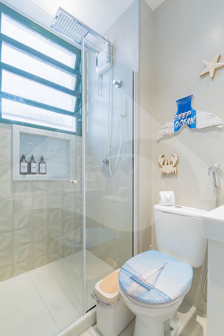 Copacabana near the Beach and Subway | Cozy